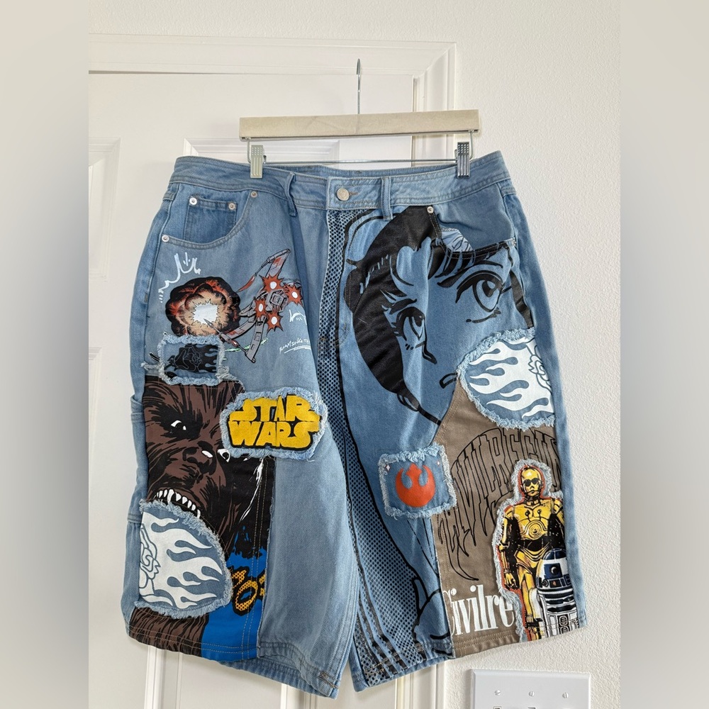 Civil Regime Star Wars Carpenter Graphic Jean Shorts - Vintage Denim Wash